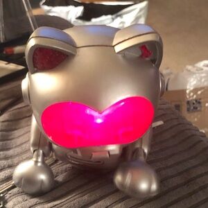 Silver Robotic Pet Toy with Pink LED Face - Unbranded